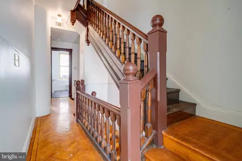 Entry Way - 1835 Madison Ave, Baltimore, MD 21217 photo 9 of 14