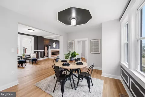 Dining - 4017 Ridgecroft Rd, Baltimore, MD 21206 photo 2 of 3