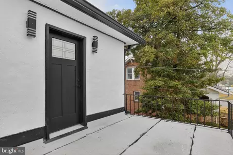 Exterior - 4013 4th St, Baltimore, MD 21225 photo 2 of 4