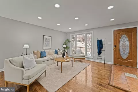 853 Lenton Ave, Baltimore, MD 21212
