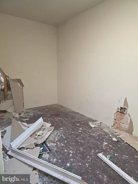 208 S Catherine St, Baltimore, MD 21223 photo 3