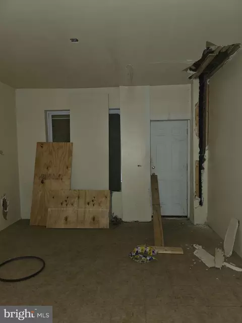 208 S Catherine St, Baltimore, MD 21223 photo 8