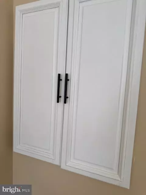 Entry Way - 2014 Etting St, Baltimore, MD 21217 photo 4 of 10
