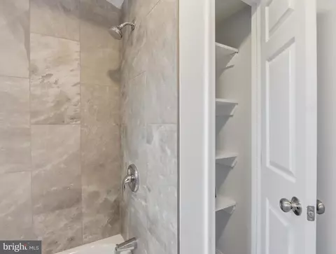 Entry Way - 932 E 41st St, Baltimore, MD 21218 photo 6 of 10
