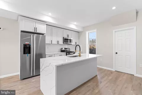 2846 Oakley Ave, Baltimore, MD 21215