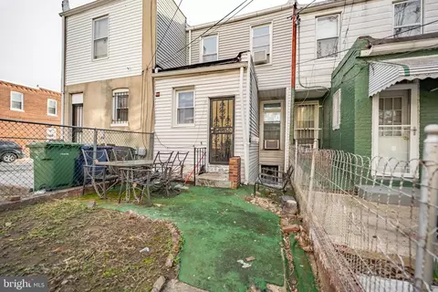 Exterior - 2132 N Wolfe St, Baltimore, MD 21213 photo 2 of 3