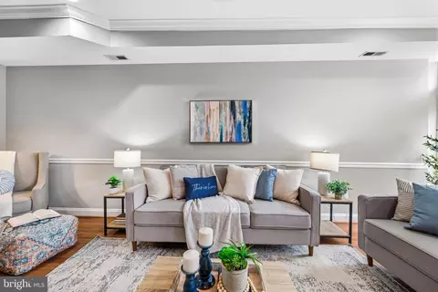 2 W Clement St, Baltimore, MD 21230