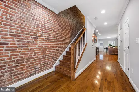 Entry Way - 2 W Clement St, Baltimore, MD 21230 photo 6 of 6