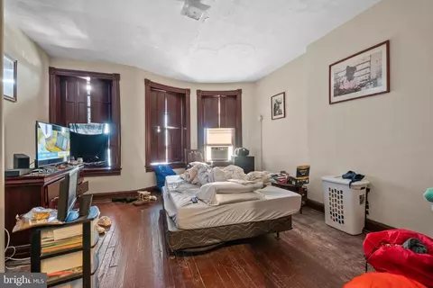Bedroom - 112 E 20th St, Baltimore, MD 21218 photo 5 of 5