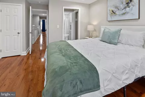 Bedroom - 2202 E Chase St, Baltimore, MD 21213 photo 10 of 10