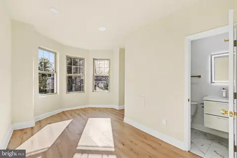 Other - 210 Monastery Ave, Baltimore, MD 21229 photo 5 of 11