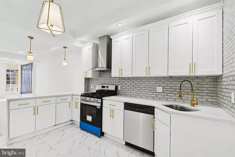 Kitchen - 210 Monastery Ave, Baltimore, MD 21229 photo 2 of 2