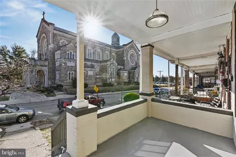 Exterior - 210 Monastery Ave, Baltimore, MD 21229 photo 2 of 2