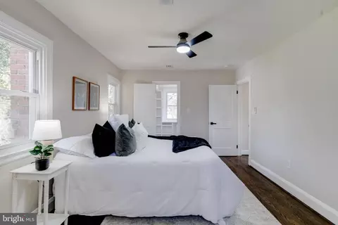Bedroom - 605 Walnut Ave, Baltimore, MD 21229 photo 5 of 17