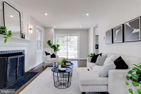 Other - 605 Walnut Ave, Baltimore, MD 21229 photo 5 of 18