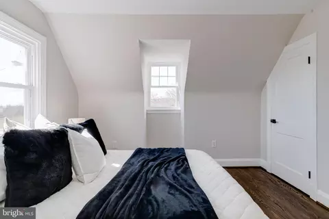 Bedroom - 605 Walnut Ave, Baltimore, MD 21229 photo 12 of 17