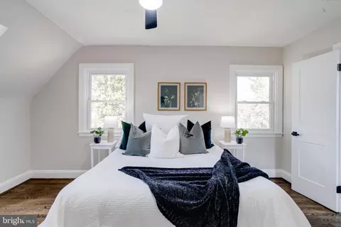 Bedroom - 605 Walnut Ave, Baltimore, MD 21229 photo 1 of 17