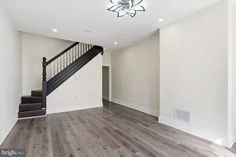 Living - 1622 E Lanvale St, Baltimore, MD 21213 photo 1 of 4