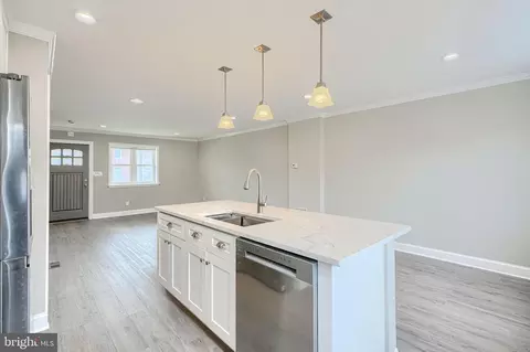 615 Ponca St, Baltimore, MD 21224 photo 9