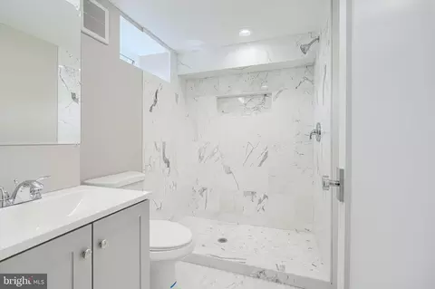 615 Ponca St, Baltimore, MD 21224 photo 29