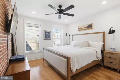 Bedroom - 832 S Luzerne Ave, Baltimore, MD 21224 photo 1 of 6