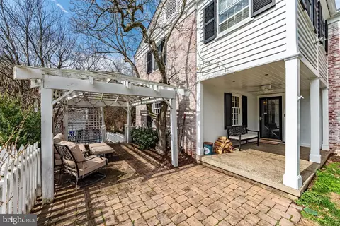Exterior - 5 Middleton Ct, Baltimore, MD 21212 photo 3 of 10
