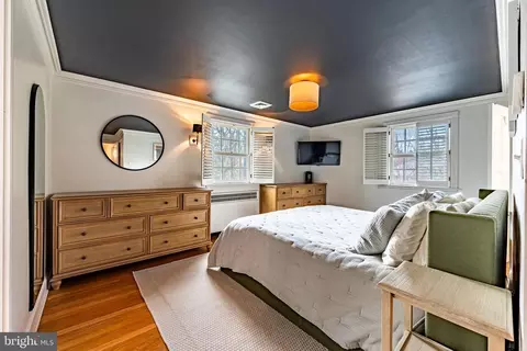 Bedroom - 5 Middleton Ct, Baltimore, MD 21212 photo 2 of 4
