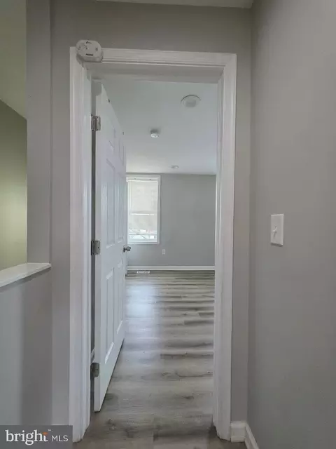 Entry Way - 3343 Elmora Ave, Baltimore, MD 21213 photo 6 of 8