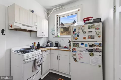Kitchen - 339 E 31st St, Baltimore, MD 21218 photo 2 of 3