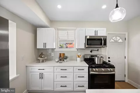 Kitchen - 3718 Cranston Ave, Baltimore, MD 21229 photo 2 of 2