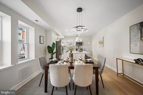 Dining - 3718 Cranston Ave, Baltimore, MD 21229 photo 2 of 3