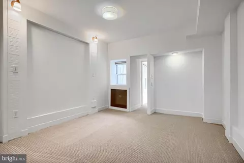 Bedroom - 2123 E Fairmount Ave, Baltimore, MD 21231 photo 2 of 5