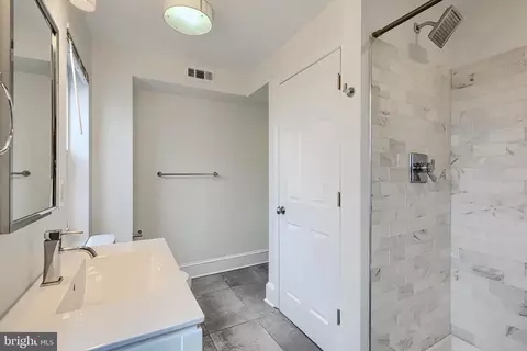 Bath - 2123 E Fairmount Ave, Baltimore, MD 21231 photo 6 of 6