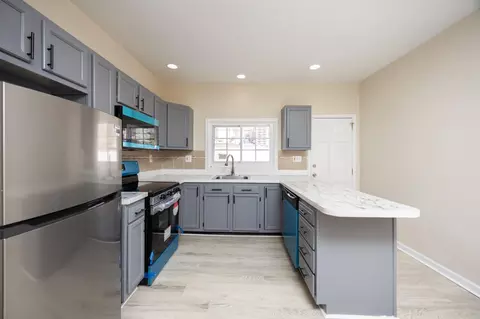 Kitchen - 3920 Mount Pleasant Ave, Baltimore, MD 21224 photo 3 of 3