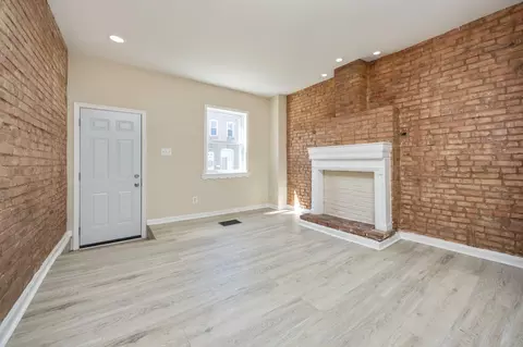 Living - 3920 Mount Pleasant Ave, Baltimore, MD 21224 photo 4 of 4