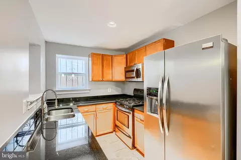 Kitchen - 736 Light St, Baltimore, MD 21230 photo 3 of 3