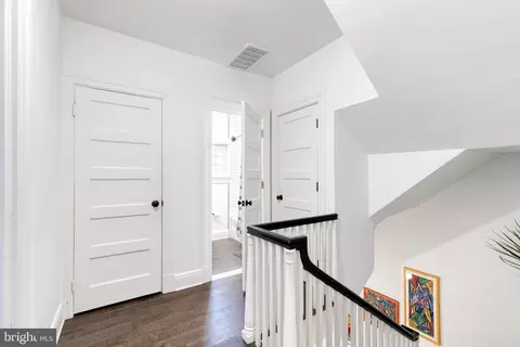 Entry Way - 103 Witherspoon Rd, Baltimore, MD 21212 photo 10 of 15