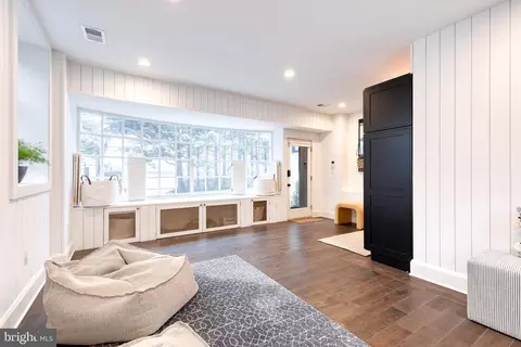 Entry Way - 103 Witherspoon Rd, Baltimore, MD 21212 photo 6 of 15