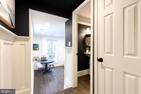 Entry Way - 103 Witherspoon Rd, Baltimore, MD 21212 photo 8 of 15