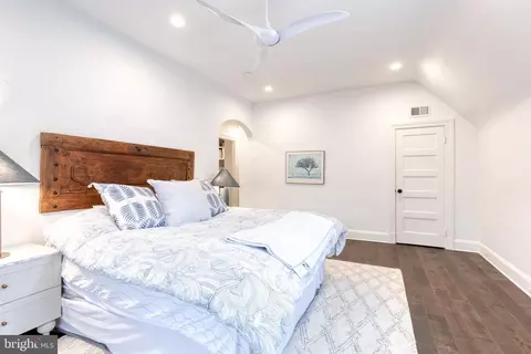 Bedroom - 103 Witherspoon Rd, Baltimore, MD 21212 photo 2 of 7
