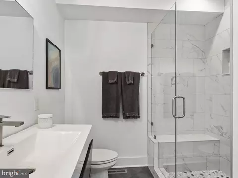 Bath - 1404 Olive St, Baltimore, MD 21230 photo 5 of 6