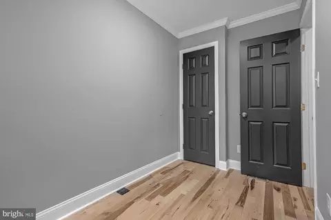 Entry Way - 1908 E Lanvale St, Baltimore, MD 21213 photo 10 of 11