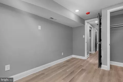 Entry Way - 1908 E Lanvale St, Baltimore, MD 21213 photo 11 of 11