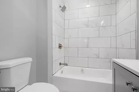 Bath - 1908 E Lanvale St, Baltimore, MD 21213 photo 3 of 9