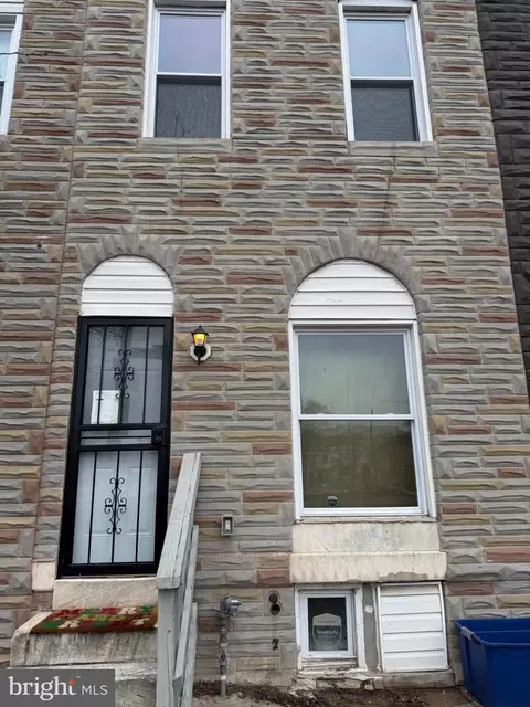 713 N Montford Ave, Baltimore, MD 21205