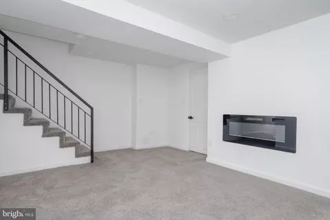 Living - 4323 Sheldon Ave, Baltimore, MD 21206 photo 7 of 7