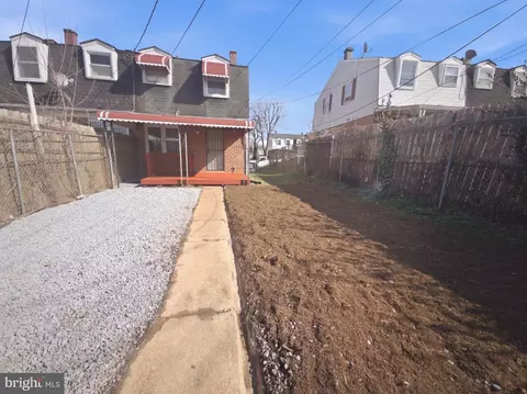 Exterior - 2916 Rayshire Rd, Baltimore, MD 21230 photo 3 of 4