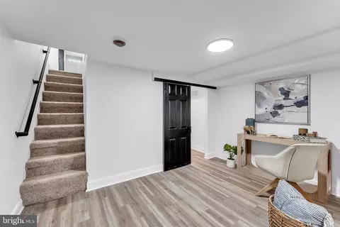 Entry Way - 3202 Mcelderry St, Baltimore, MD 21205 photo 4 of 4