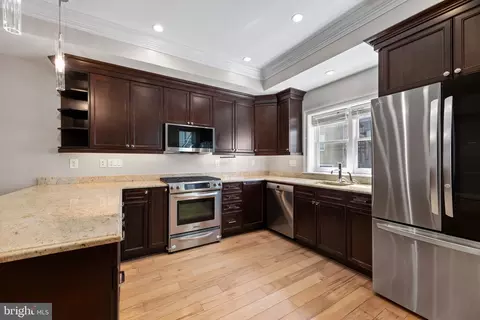 3303 Mueller St, Baltimore, MD 21224 photo 8