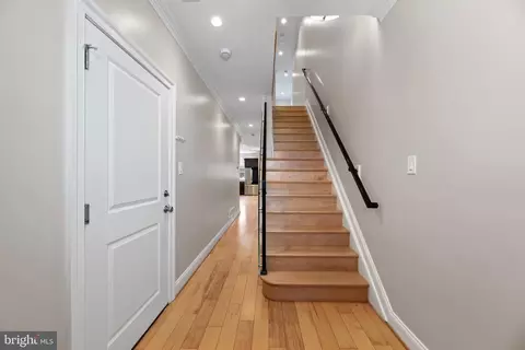 3303 Mueller St, Baltimore, MD 21224 photo 4